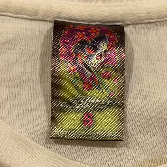 ED HARDY “DRAGON DAGGER” GRAPHIC TEE - SIZE SMALL - VINTAGE - GOOD CONDITION - Picture 3 of 3